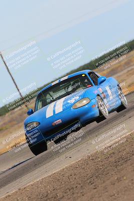 media/Jun-04-2022-CalClub SCCA (Sat) [[1984f7cb40]]/Group 1/Qualifying (Sweeper)/